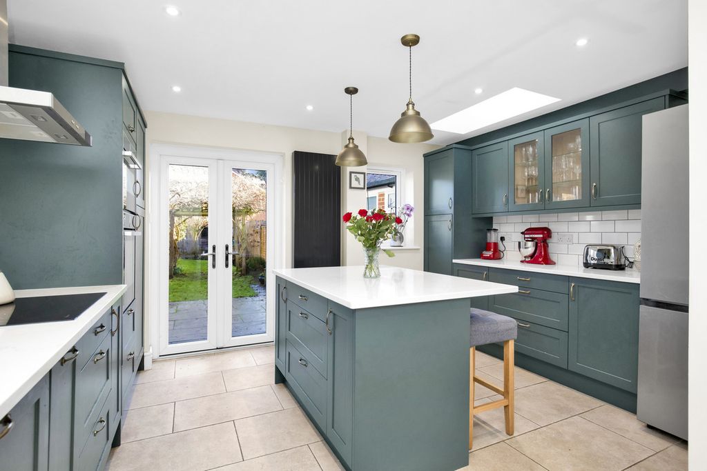 Property photo 2 of 14