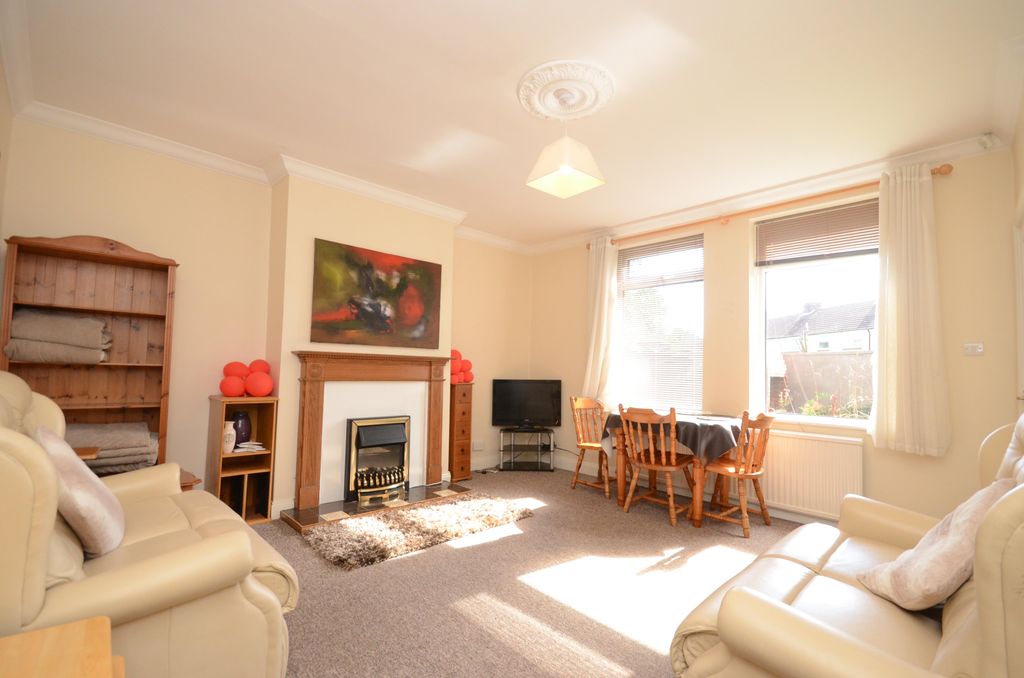 Property photo 2 of 6 Picture 2