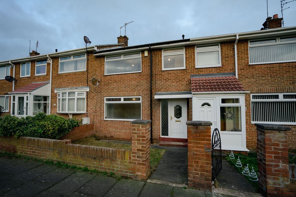 Property photo 1 of 9