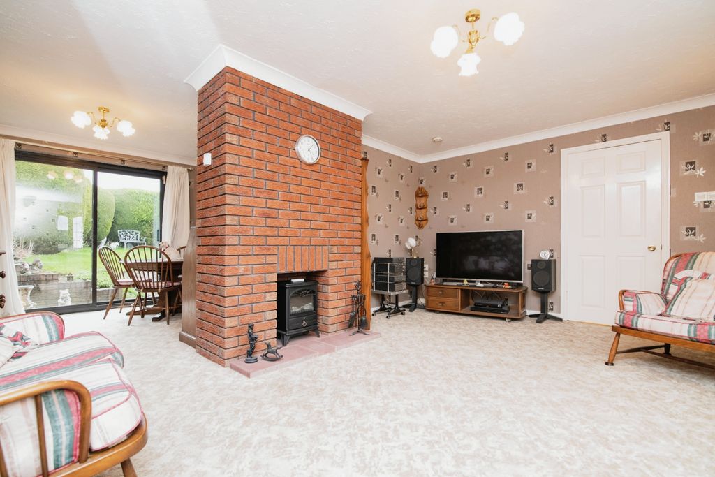Property photo 3 of 17 Photography