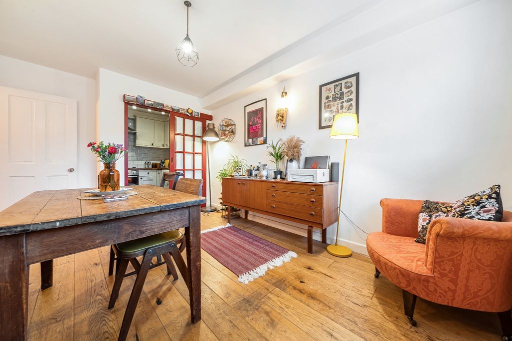 Property photo 3 of 14 4666745