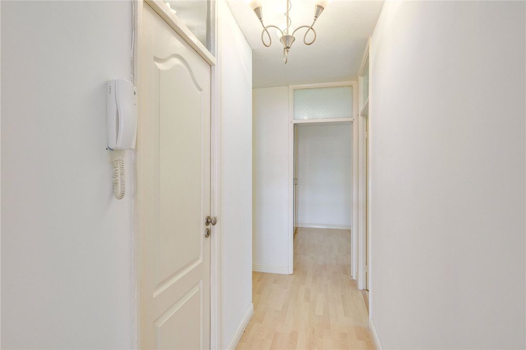 Property photo 3 of 21 Picture No. 21