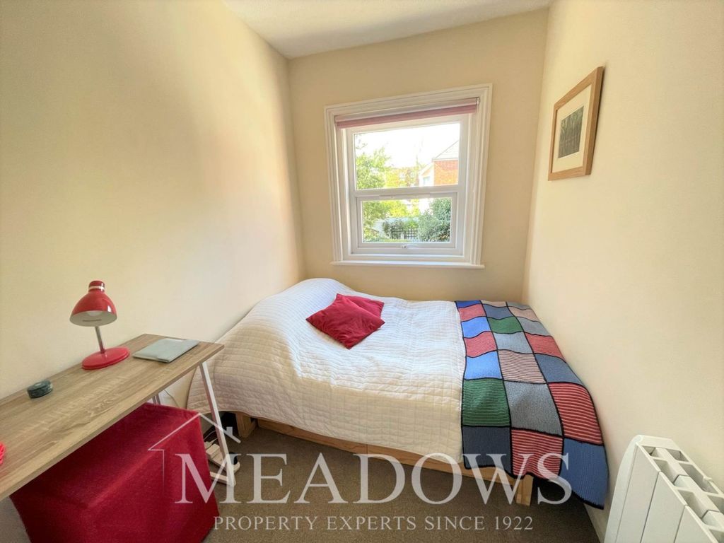 Property photo 3 of 5