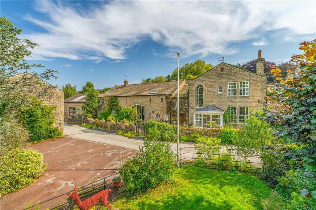 Property photo 1 of 30 Netherwood Fram