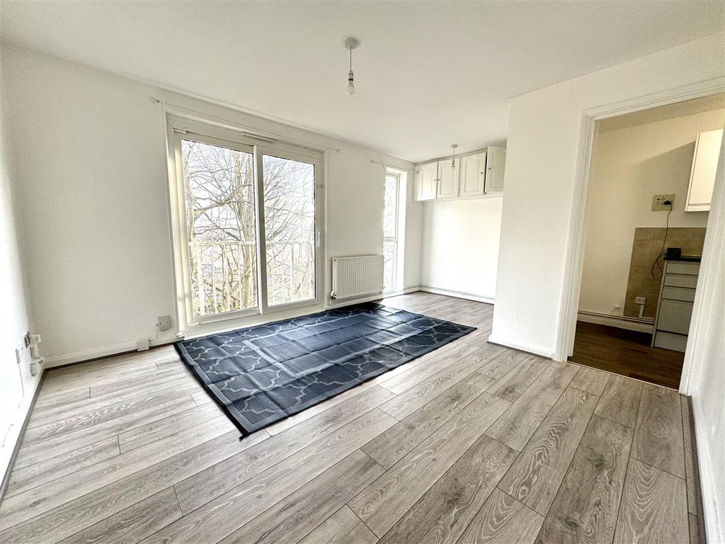 Property photo 2 of 13 Img_3039.Jpg