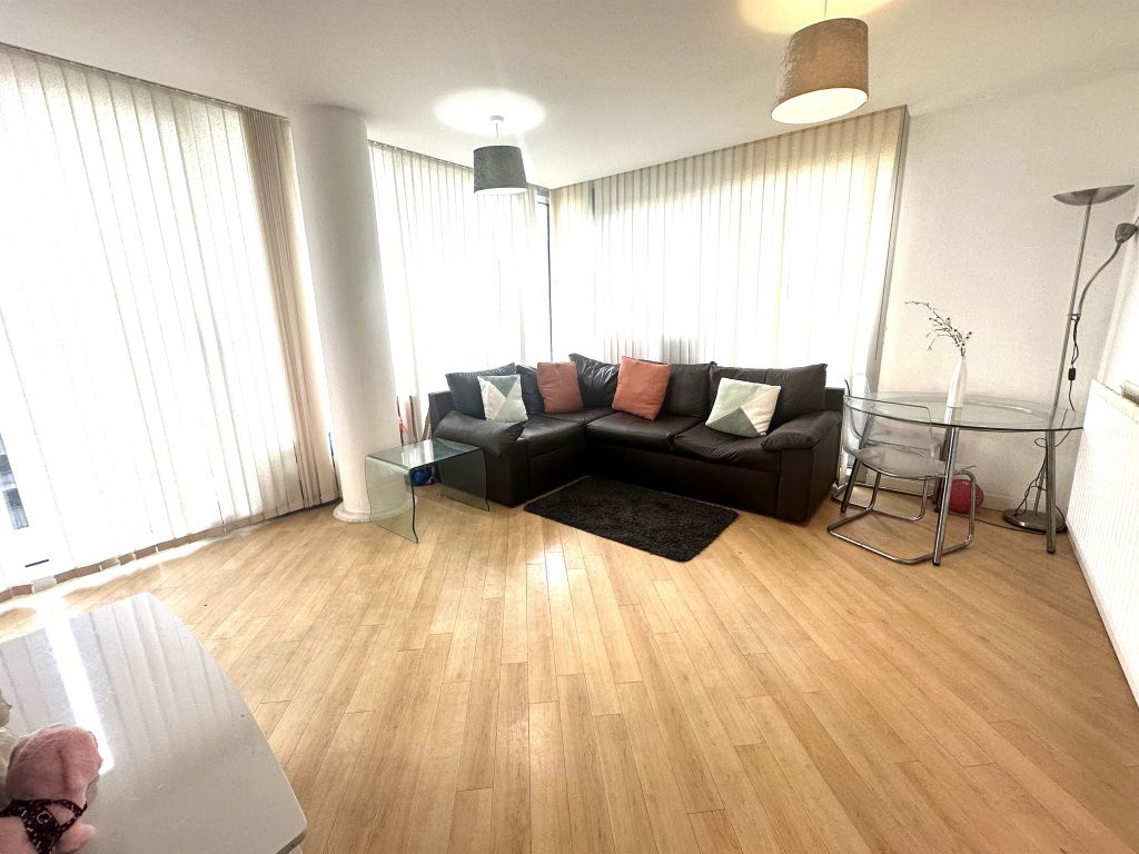 Property photo 2 of 13