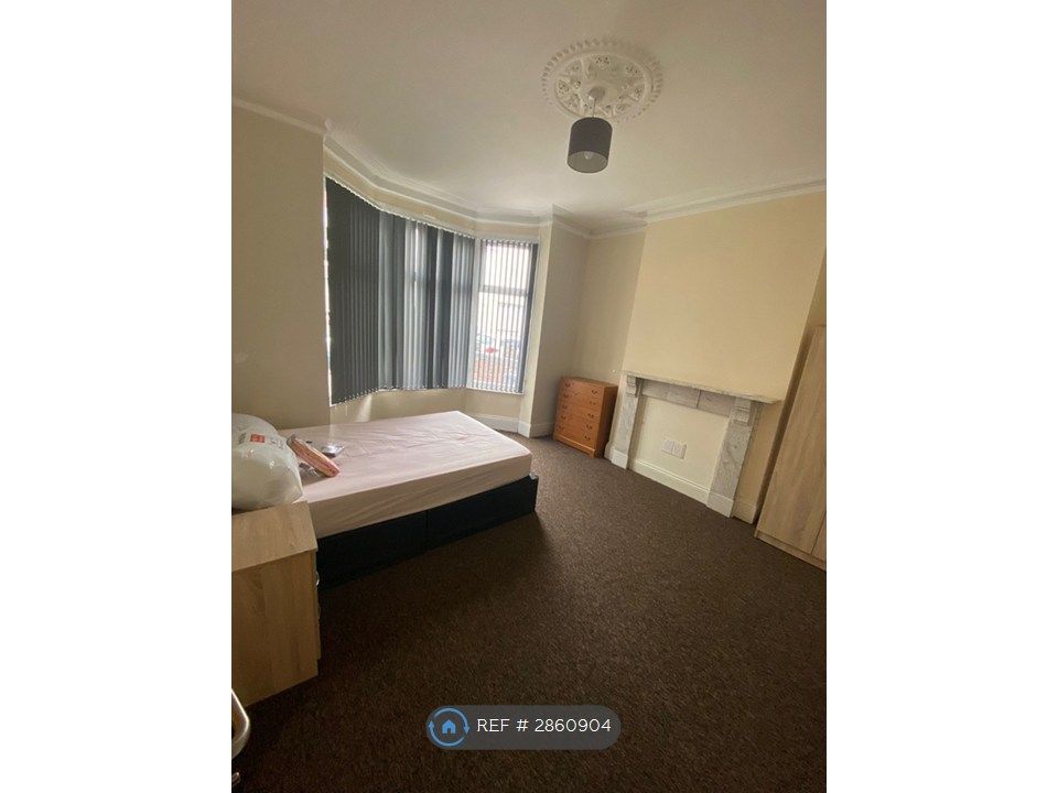 Property photo 2 of 11