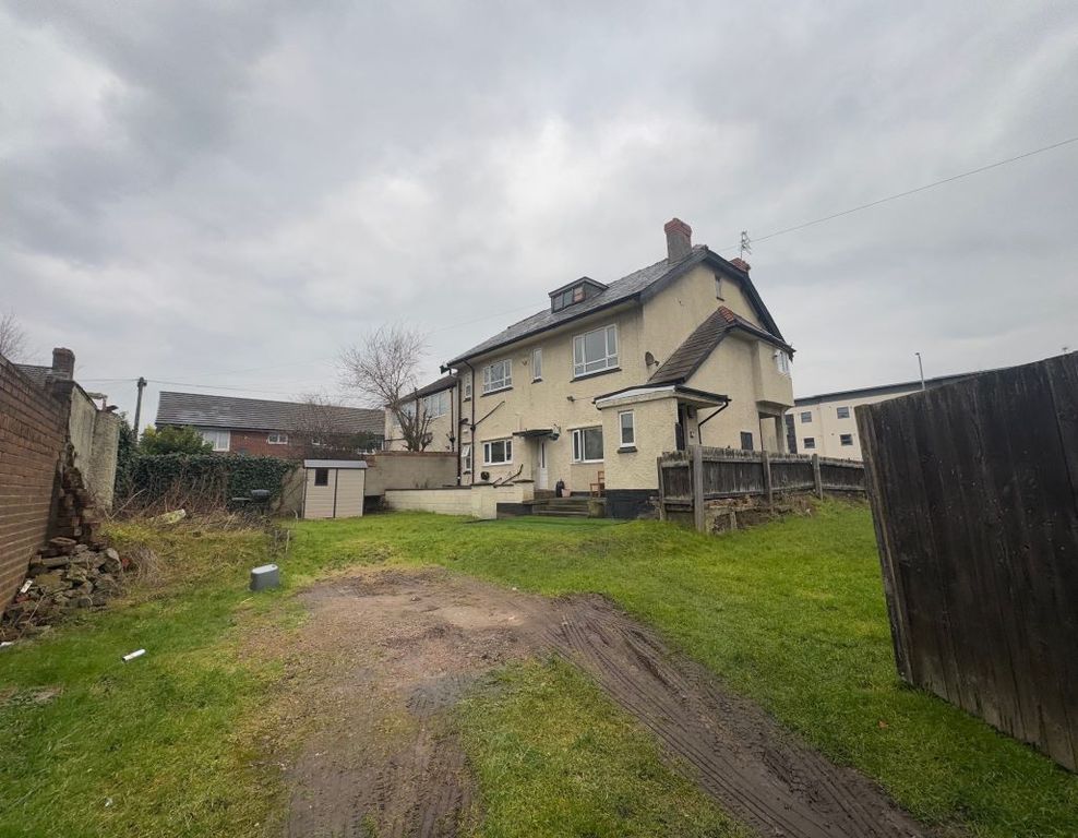 Property photo 2 of 4