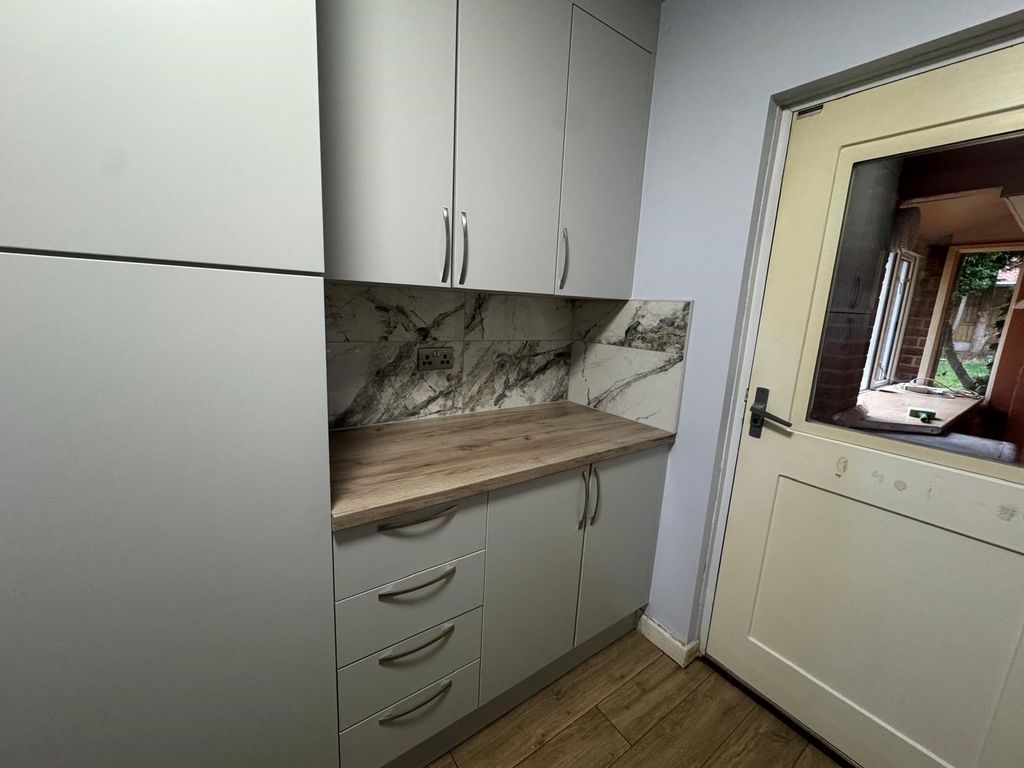 Property photo 3 of 11 View