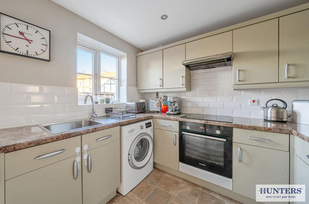 Property photo 3 of 19 6c9F4938-86c4-42B9-B999-6d8F441E6c35.Jpg