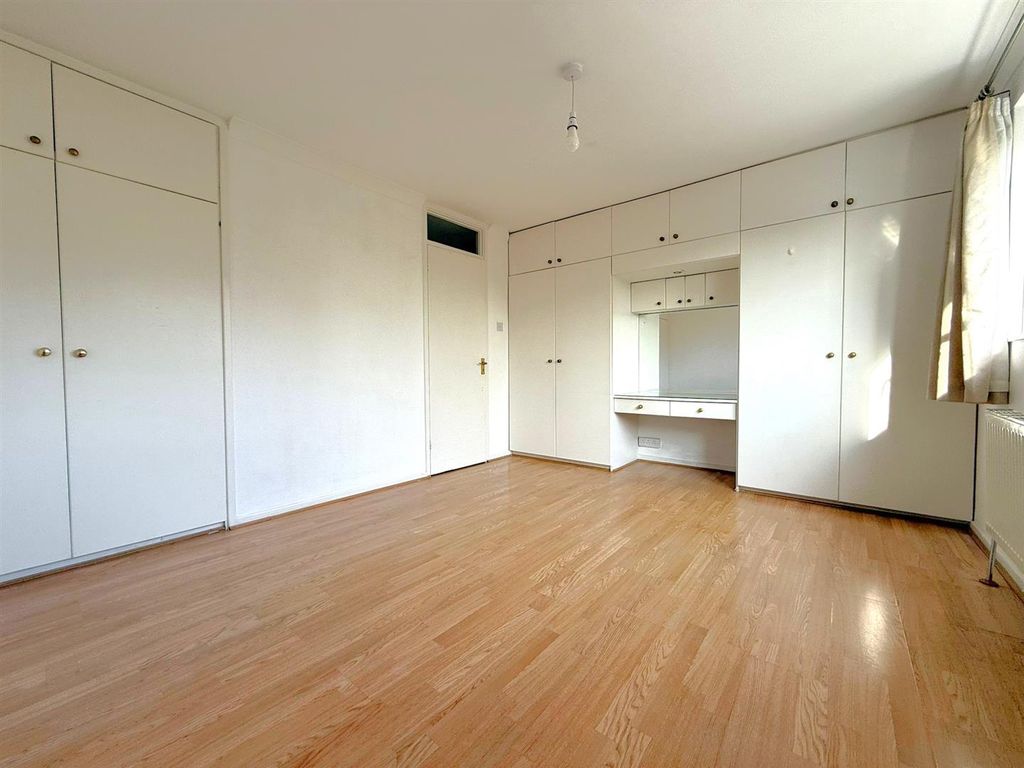 Property photo 3 of 7 Whatsapp Image 2024-11-04 At 1.36.59 Pm (2).Jpeg