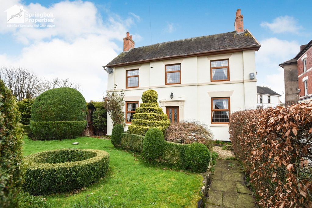 Property photo 1 of 15 Front View