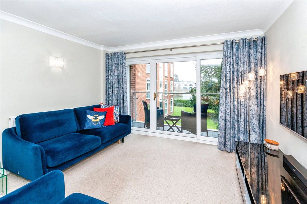 Property photo 2 of 19 Picture No. 02