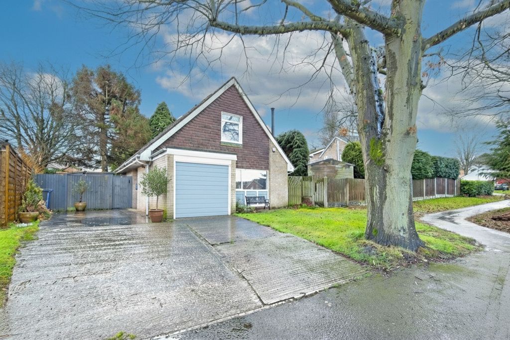 Property photo 1 of 22