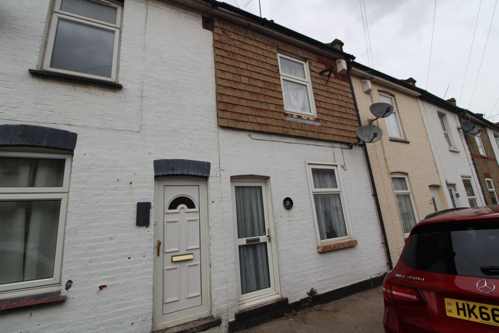 Property photo 1 of 3