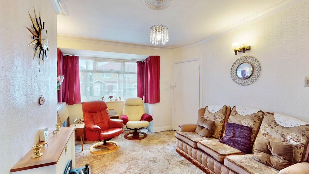 Property photo 3 of 26