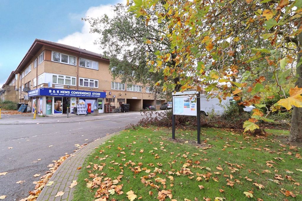 Property photo 1 of 10 Picture No. 02