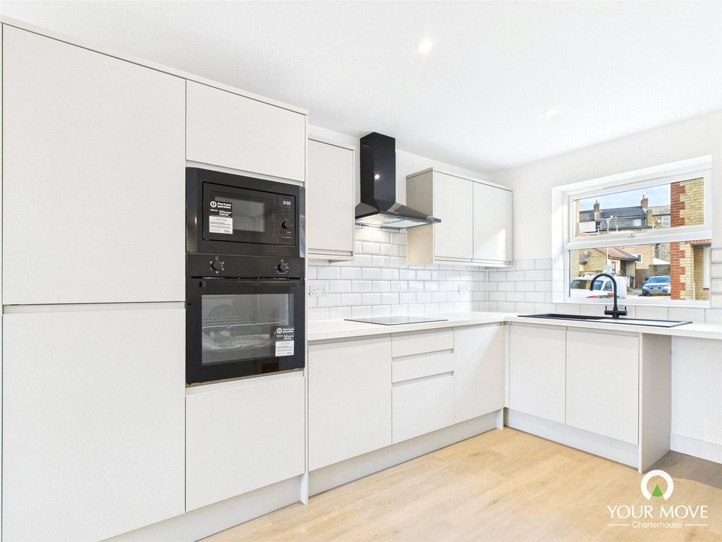Property photo 2 of 16 Picture No. 07