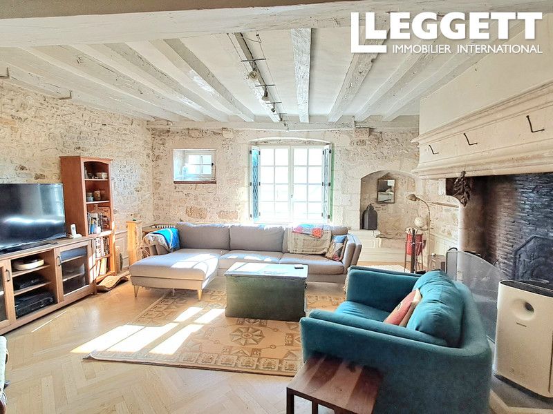 Property photo 2 of 10