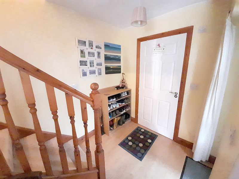 Property photo 2 of 10 Entrance Area