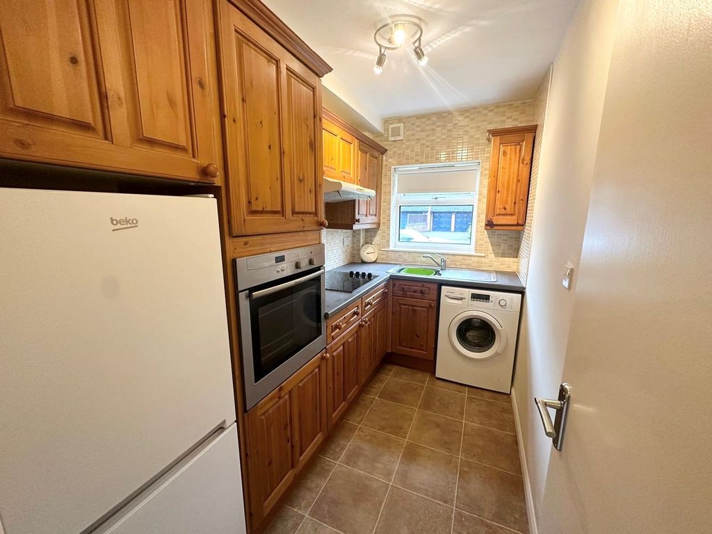 Property photo 2 of 5