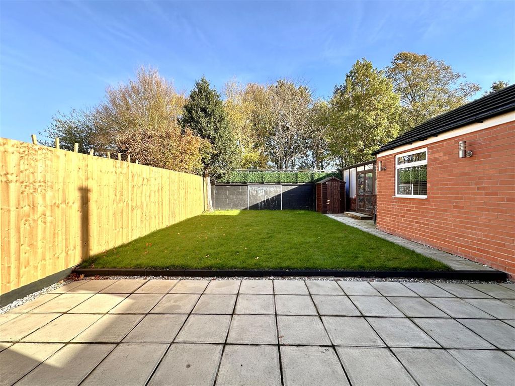 Property photo 3 of 23 Private Rear Garden 947