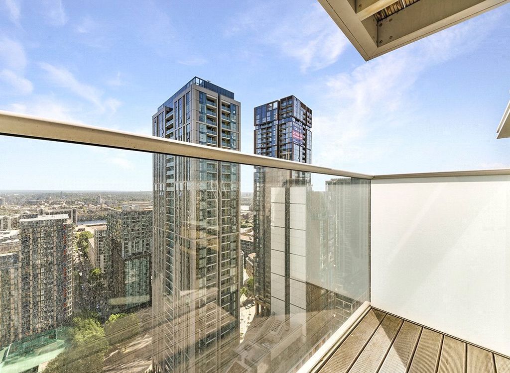 Property photo 2 of 11 Pan Peninsula