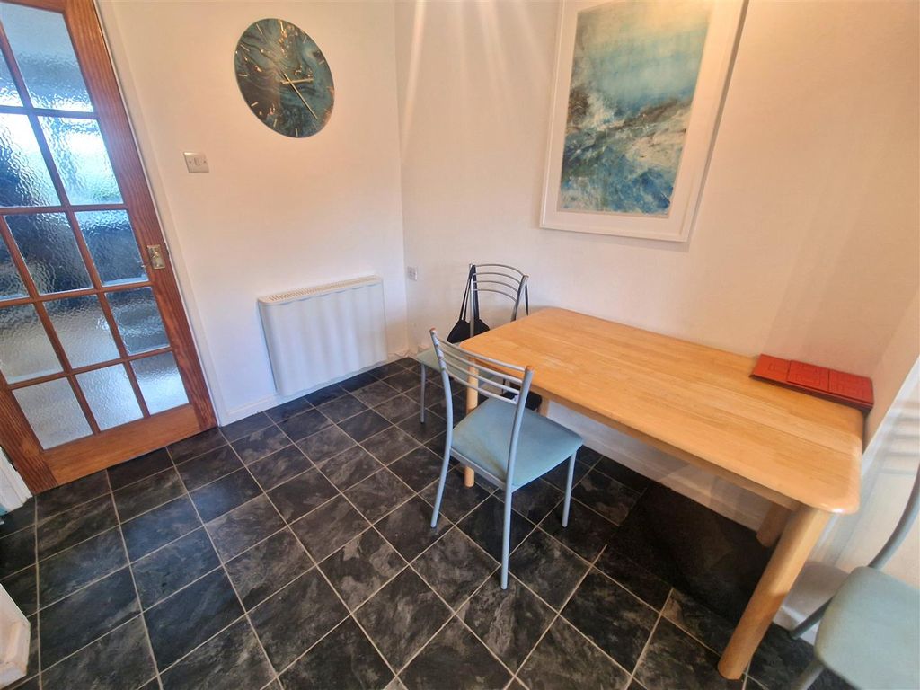 Property photo 3 of 12 Dining Area.Jpg