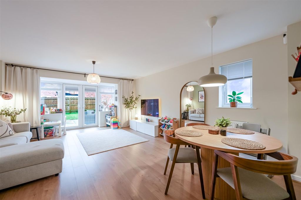 Property photo 2 of 31 Stirling Road, Midway (29).Jpg