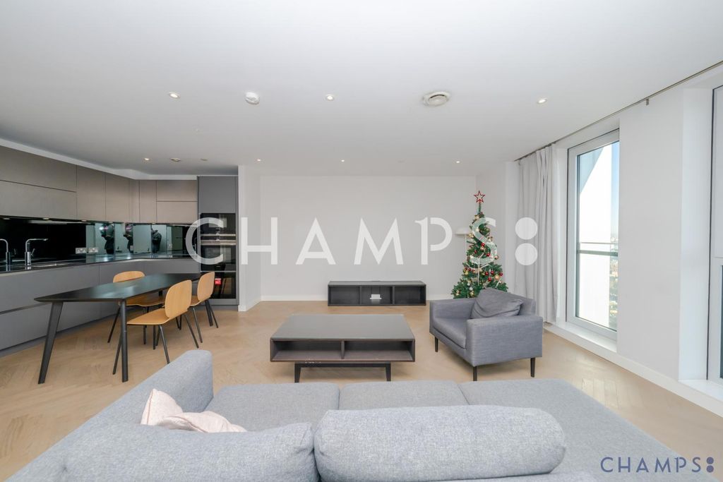 Property photo 1 of 13 2 Bed Flat To Rent Southwark Bridge Road, London Se1