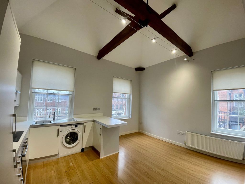 Property photo 2 of 7