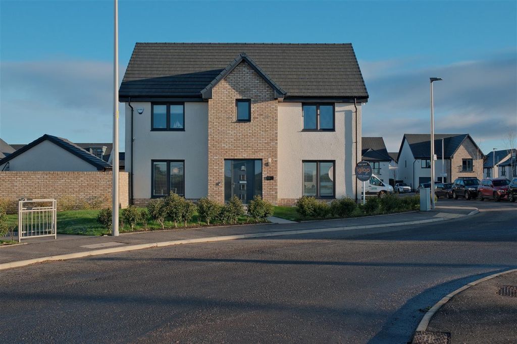 Property photo 1 of 33 Main Picture