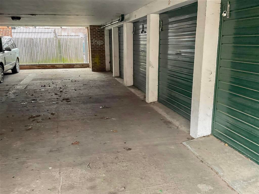 Property photo 2 of 5 Sheltered Access