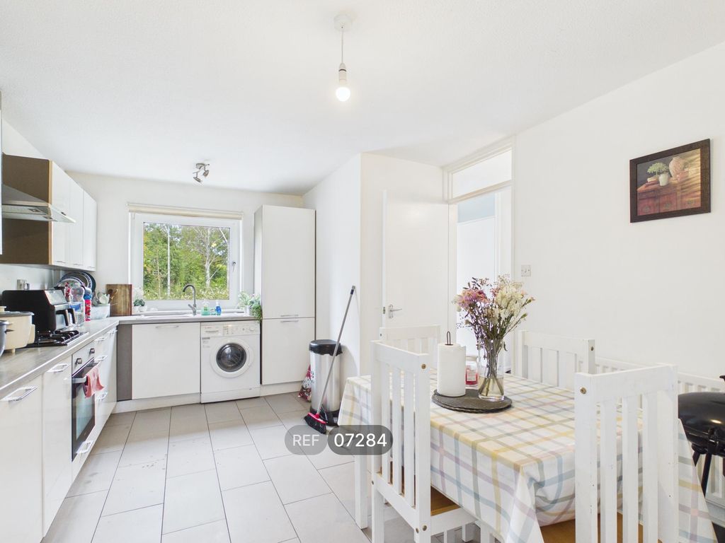 Property photo 3 of 15 Kitchen