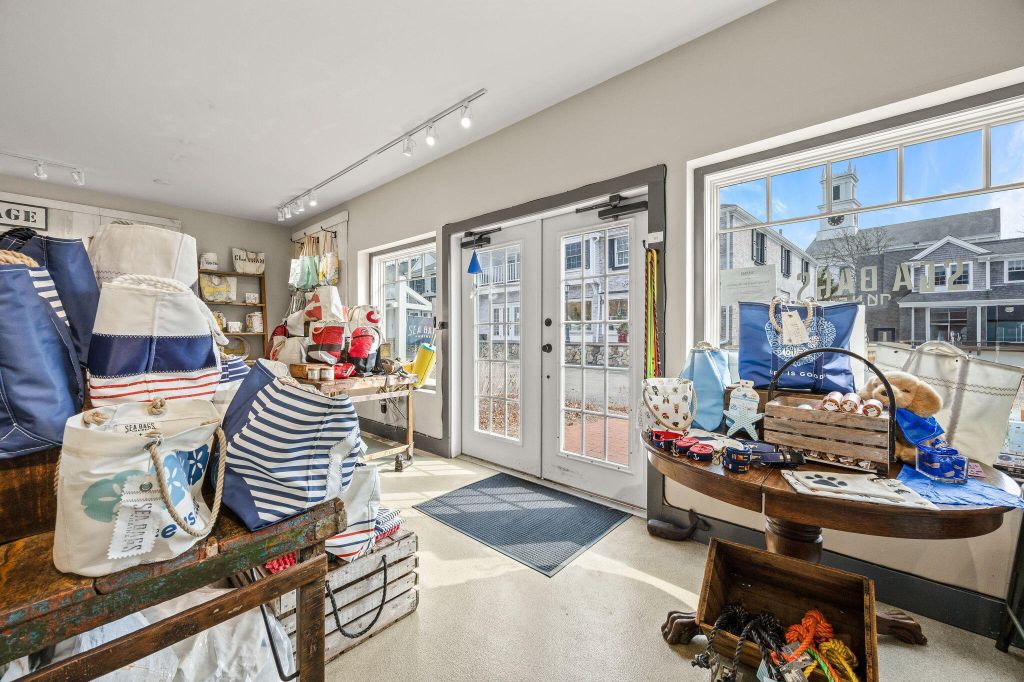 Property photo 3 of 16 <Alttext/>