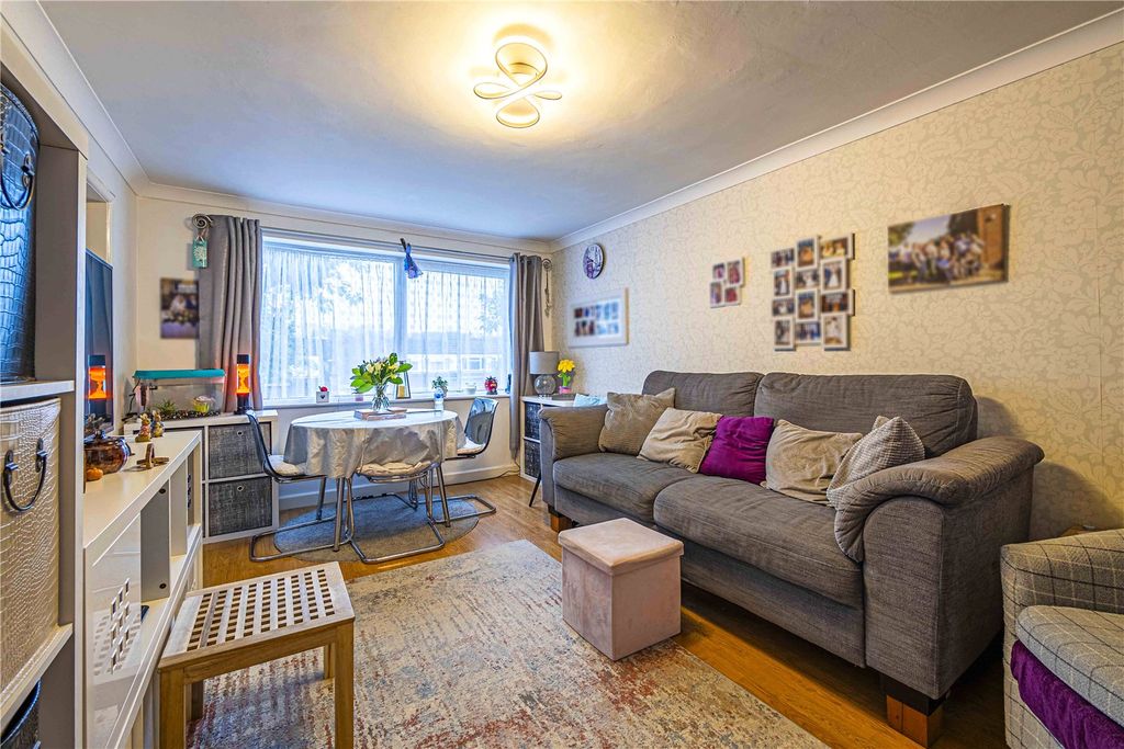 Property photo 2 of 14 Picture No. 10