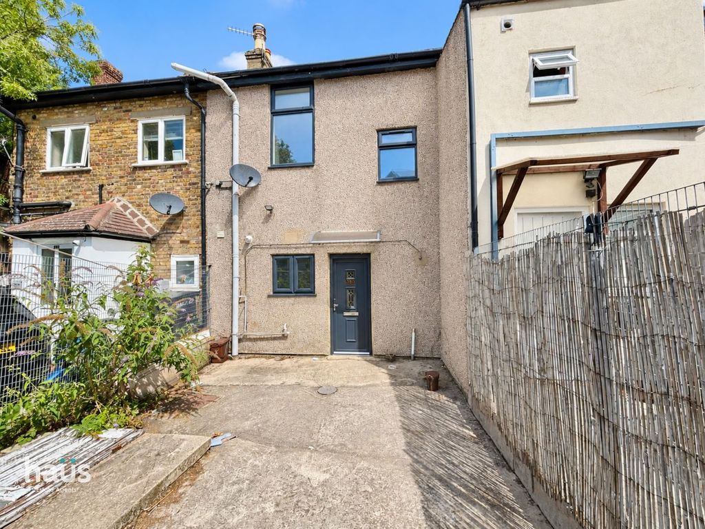 Property photo 1 of 8 Front