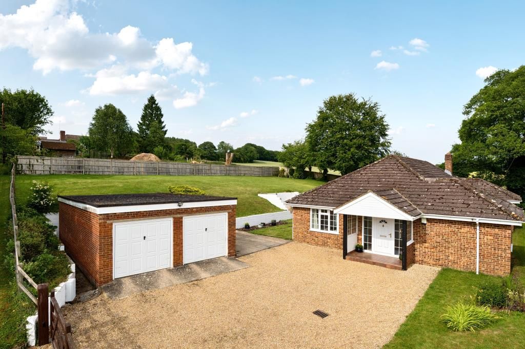 Property photo 1 of 20 External View