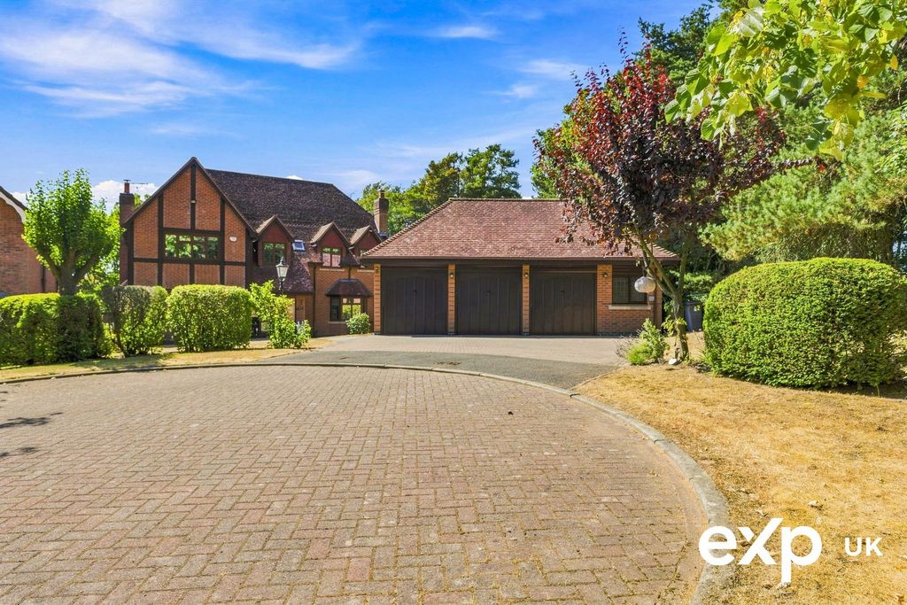 Property photo 1 of 43