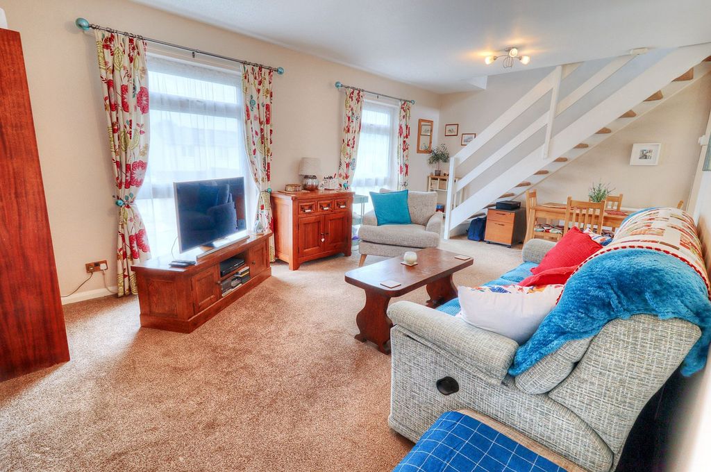 Property photo 3 of 13 Photo 3