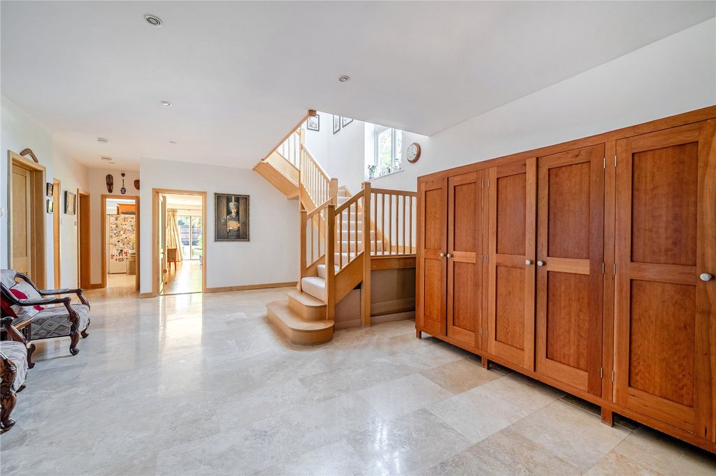 Property photo 3 of 18 Picture No. 33