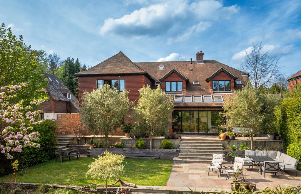 Property photo 1 of 27 Image