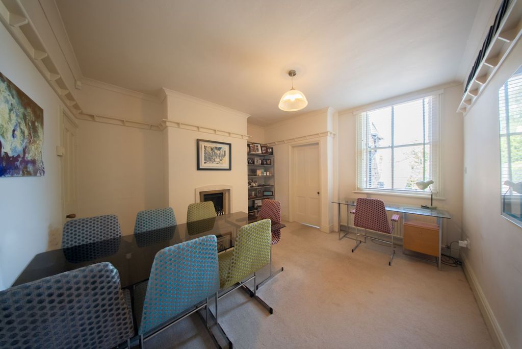 Property photo 3 of 11 Dining Room