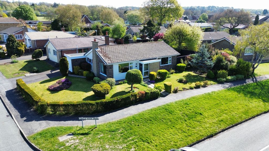 Property photo 1 of 29