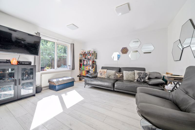 Property photo 3 of 18 Photo 10