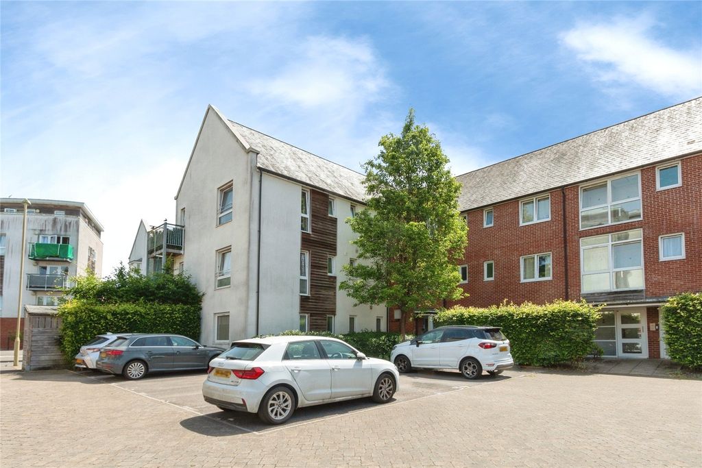 Property photo 1 of 17 Picture No. 28