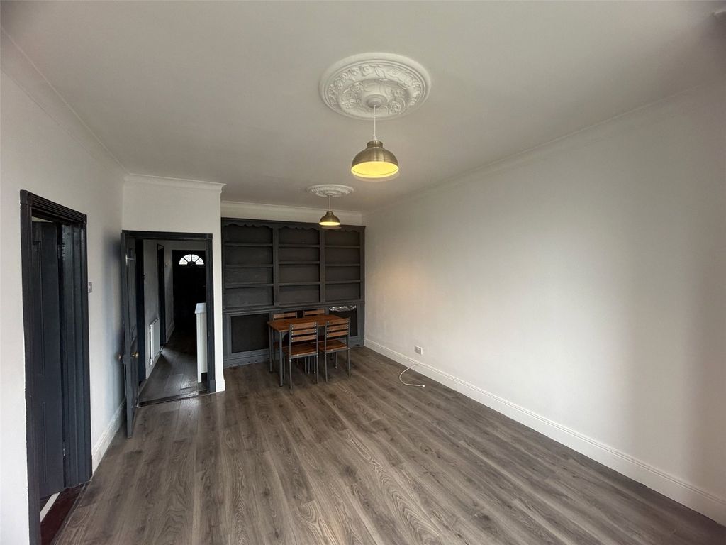 Property photo 1 of 9 Picture No. 01