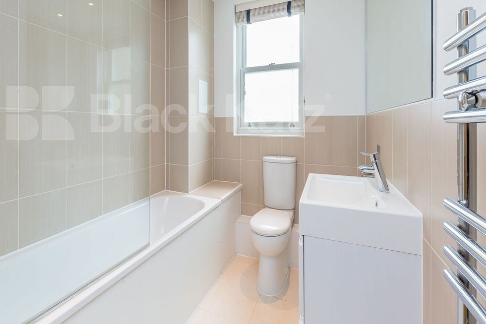 Property photo 3 of 3