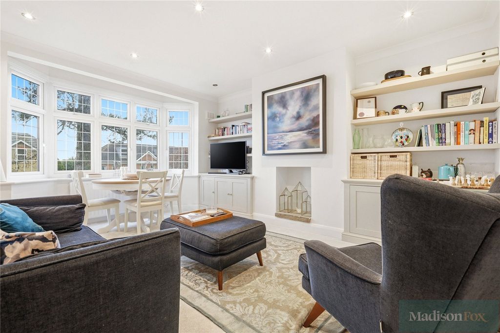 Property photo 2 of 16 Picture No. 07