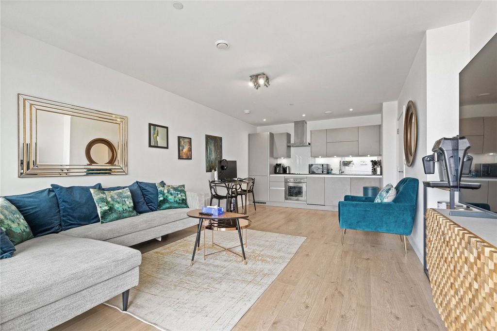 Property photo 1 of 16 Picture No. 18